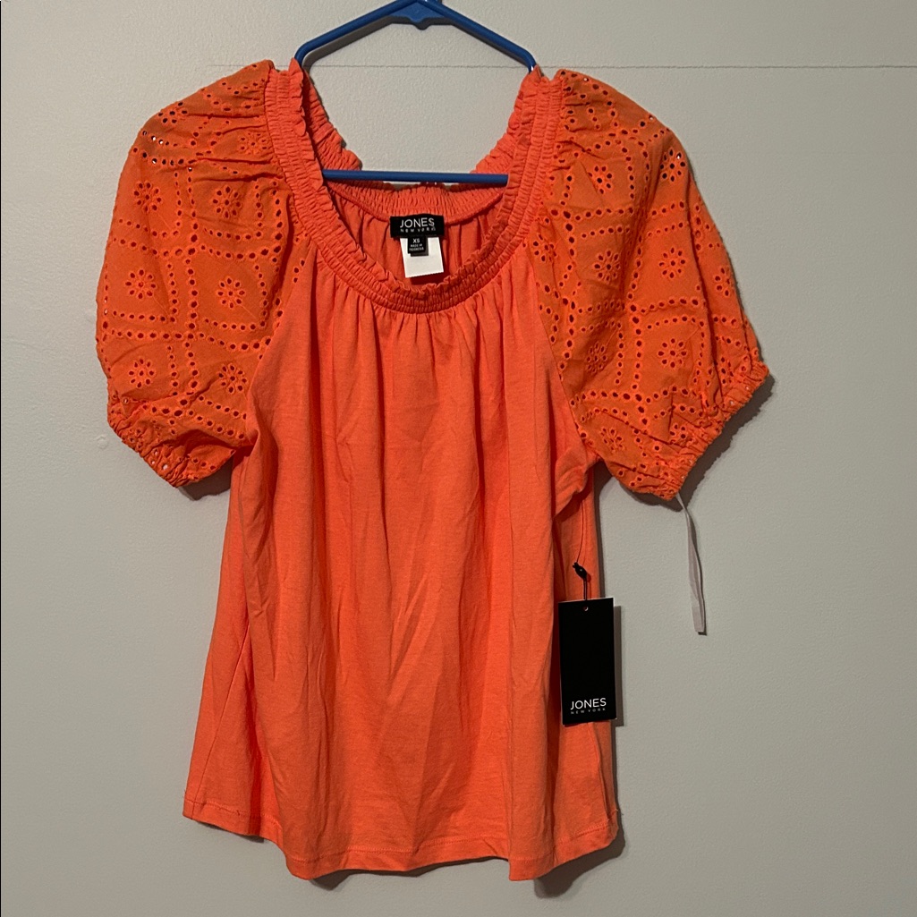 Jones New York Vibrant Orange Eyelet Blouse. Nwt. Xs.